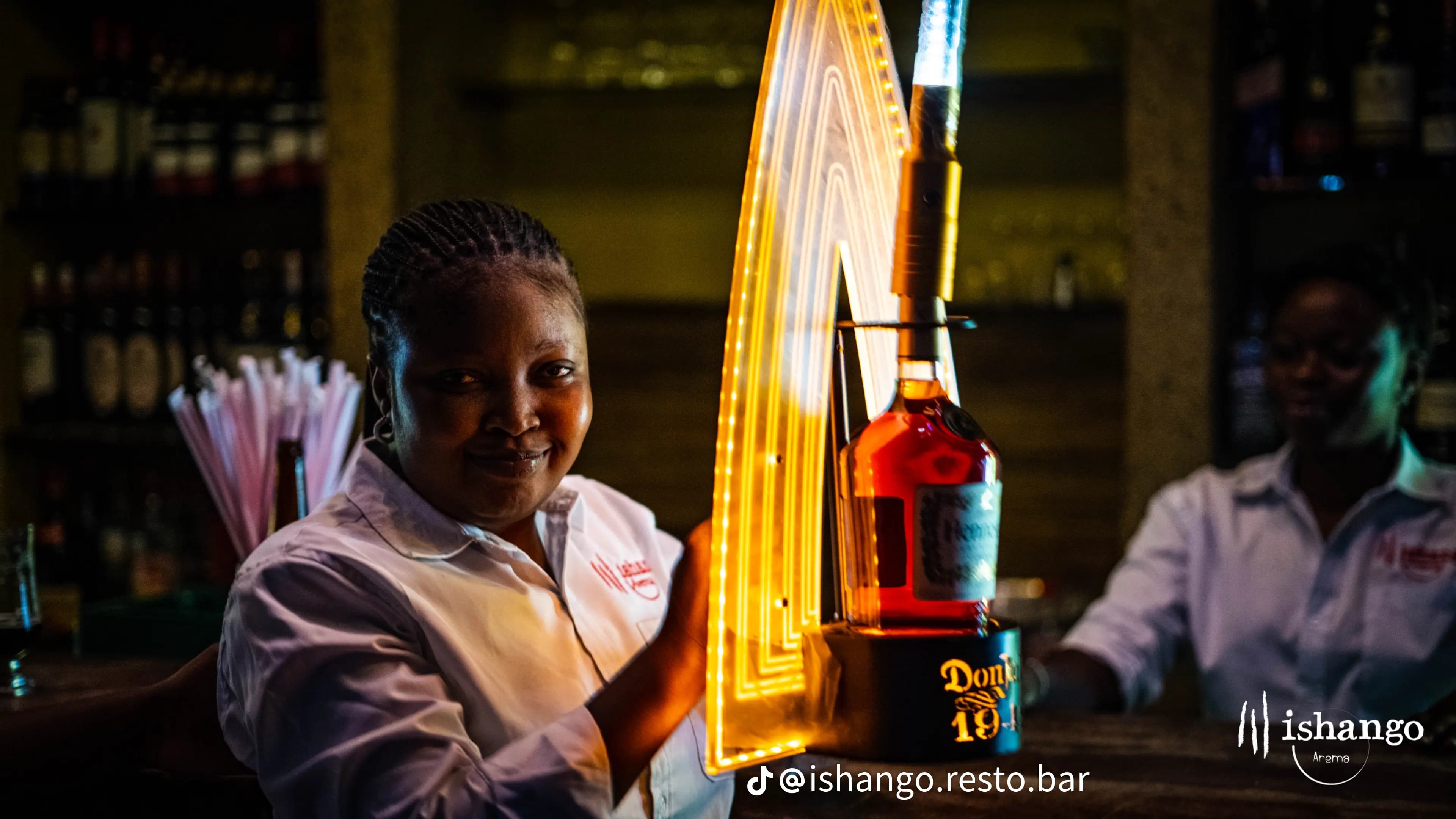 Cocktails au bar ISHANGO AREMA