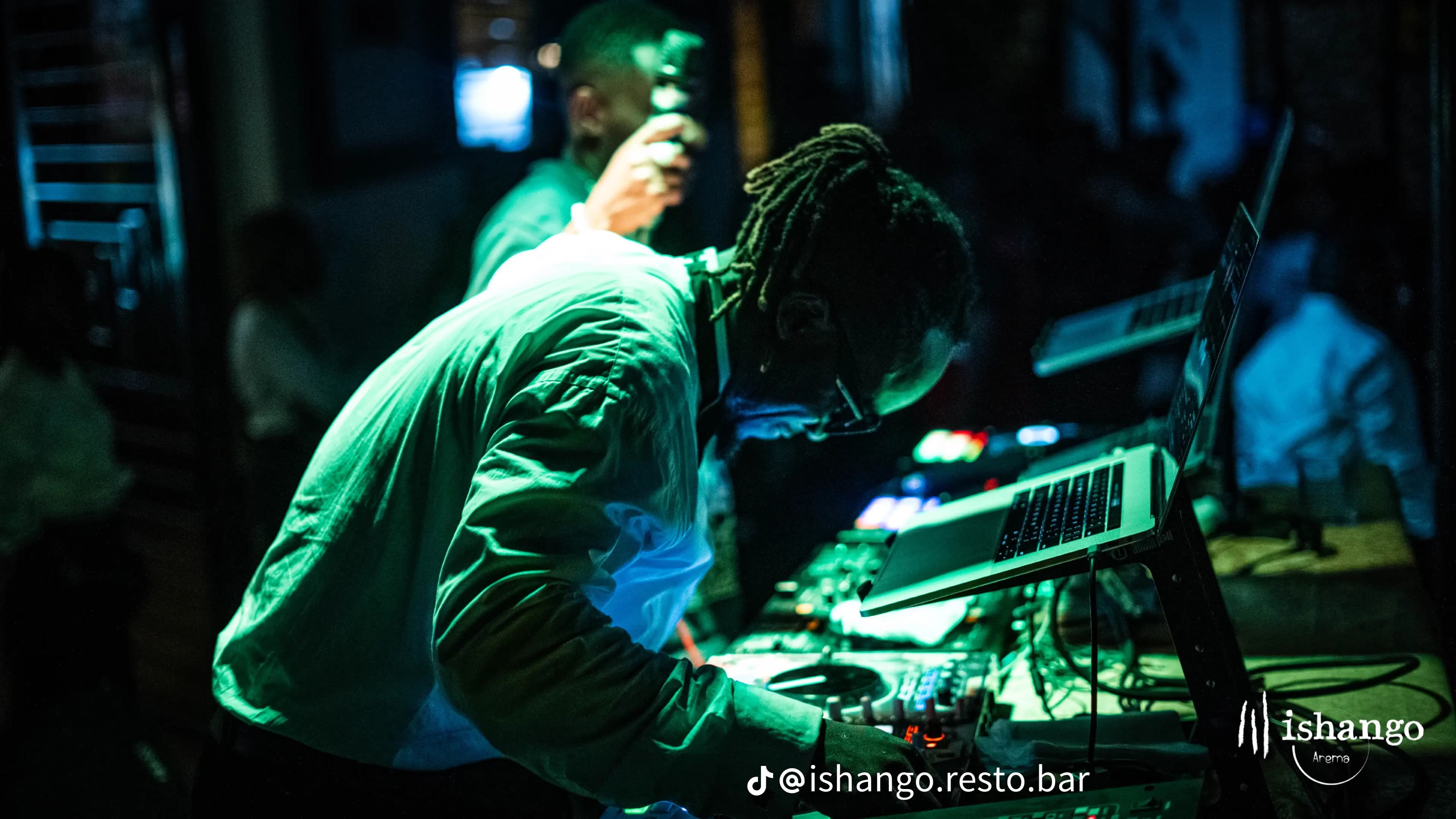 Soirée DJ - Ambiance festive